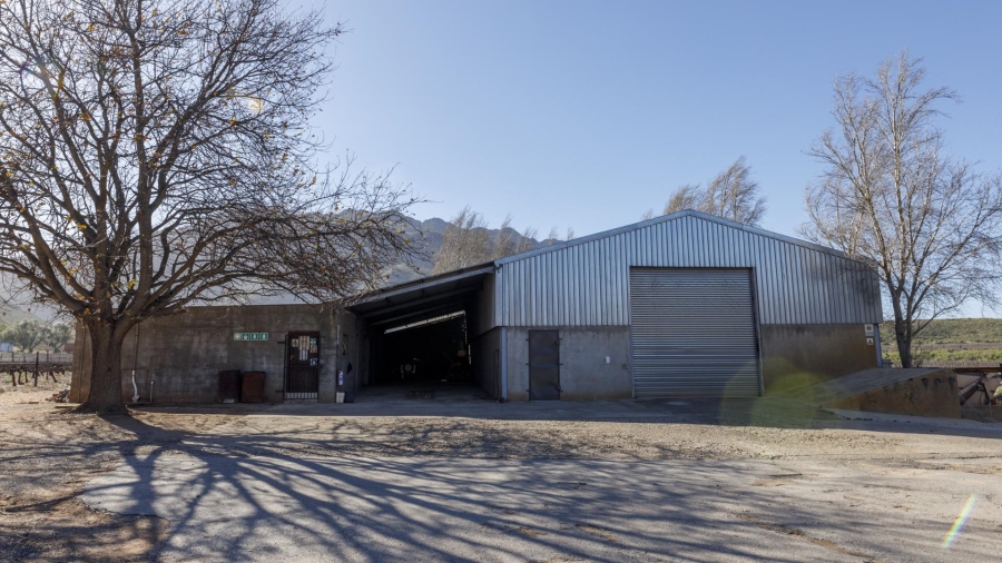 6 Bedroom Property for Sale in Ashton Western Cape